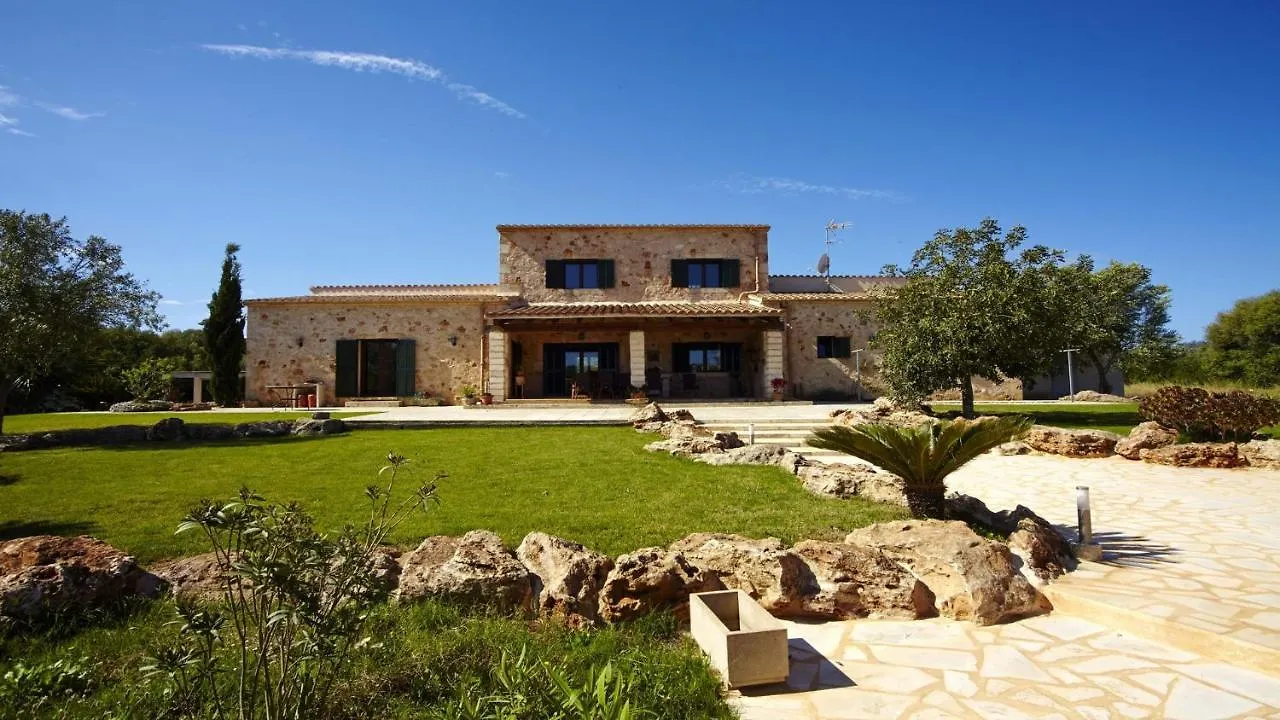 Es Garrover Villa Santanyi Spain